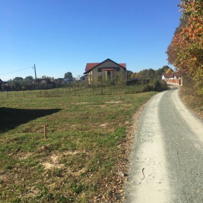Teren-Satu Nou de Jos!